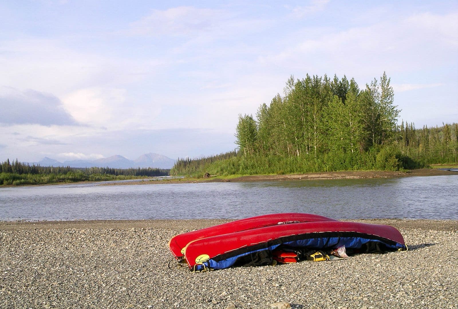 Beaver River: Explore Secret Waterways - Canoes